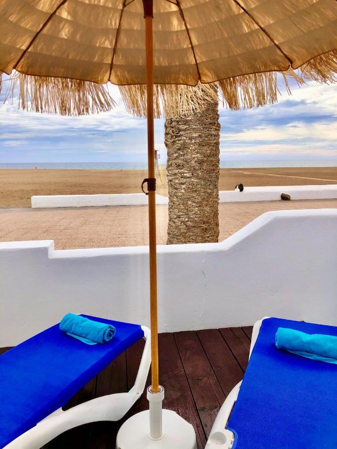 Luxury Suite Sea Front III Плая Онда Екстериор снимка